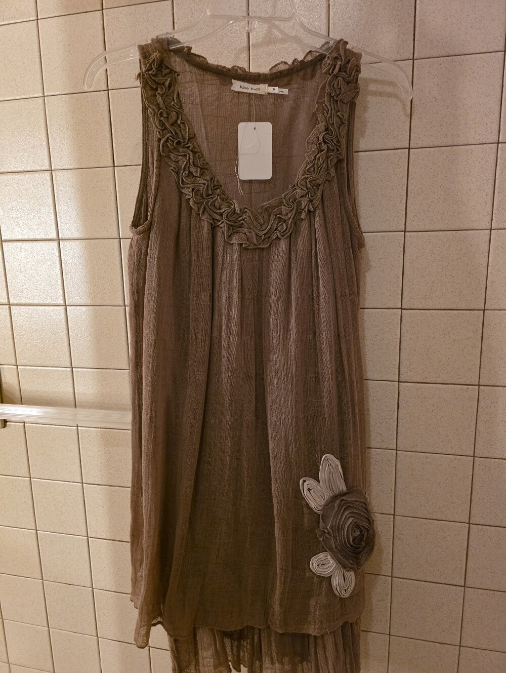 Boutique Sleeveless Ruffled Neck Brown Dress with Floral Appliqué By Blue Bird